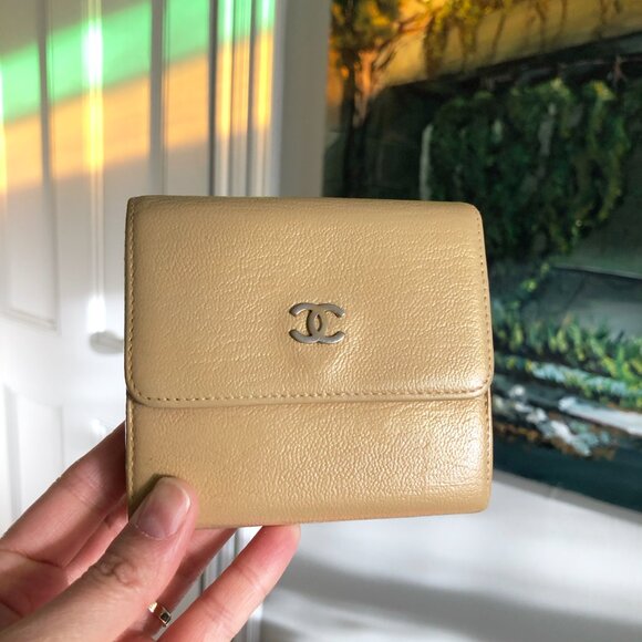 Authentic CHANEL Wallet - Picture 6 of 7